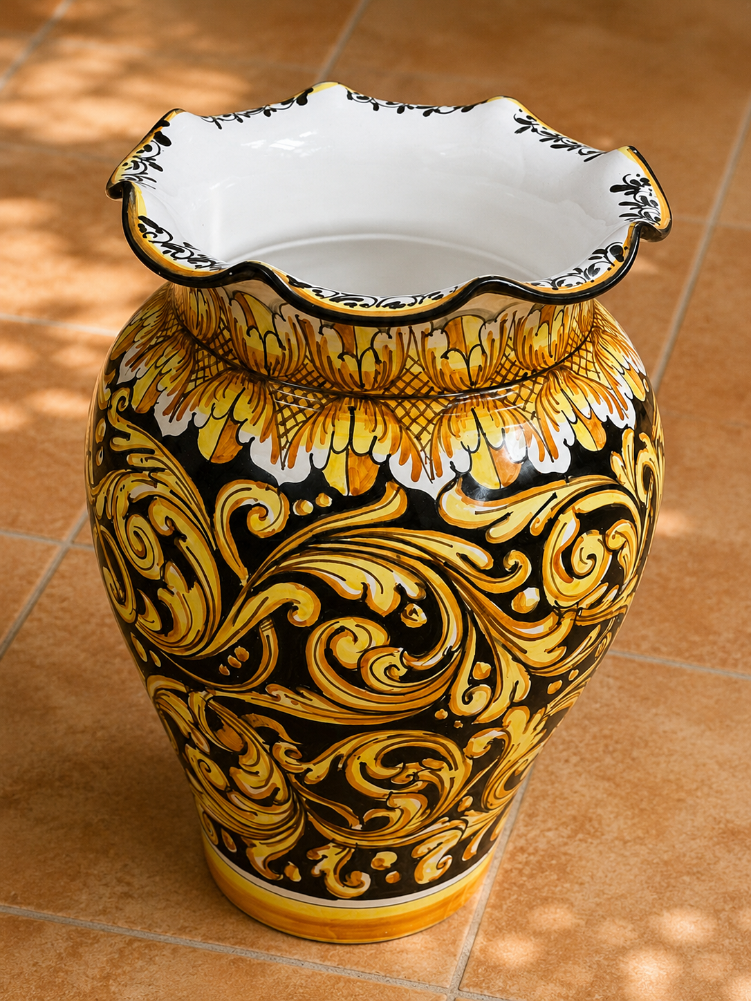 Barocco Nero Umbrella Stand